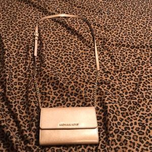 Michael Kors Crossbody Wallet